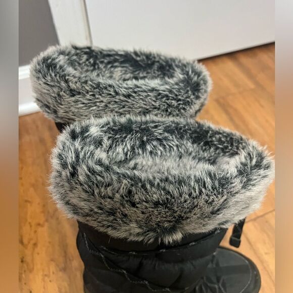 ⚡CLOSET CLEAR-OUT: PRICE DROP⚡ Timberland waterproof winter snow boots l - Picture 5 of 16